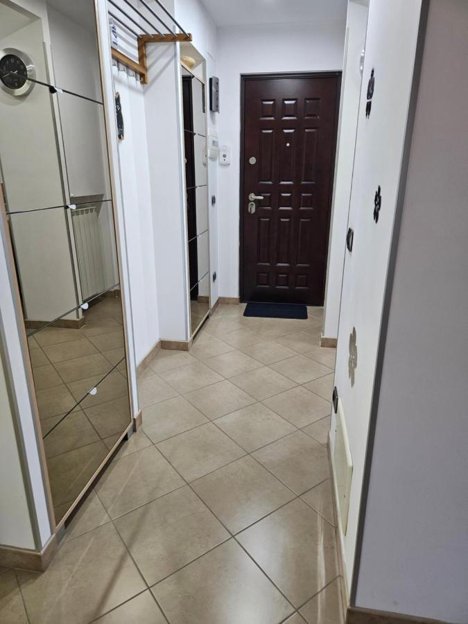 Modern Apartament Fagaras Luaran gambar